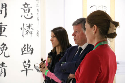 谢尔盖•特列季亚科夫纪念碑在索科利尼基公园揭幕