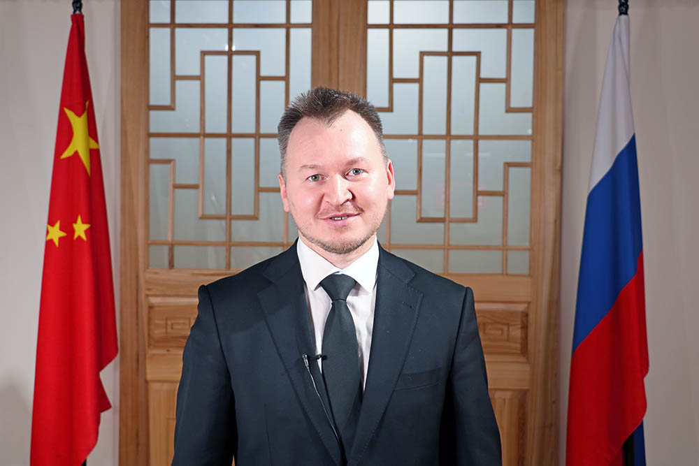 Come On, Wuhan!: the team of Sokolniki Museum and Educational Centre recorded a video message to the Chinese people