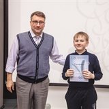 Заключительные занятия детской группы в Национальной школе искусства красивого письма Заключительные занятия детской группы в Национальной школе искусства красивого письма